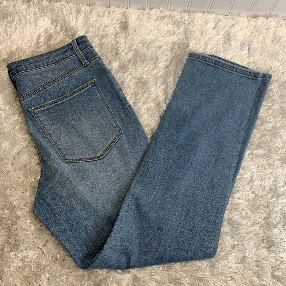 Wild Fable High RiseStraight Crop Light Wash Sz 8 29 Distressed